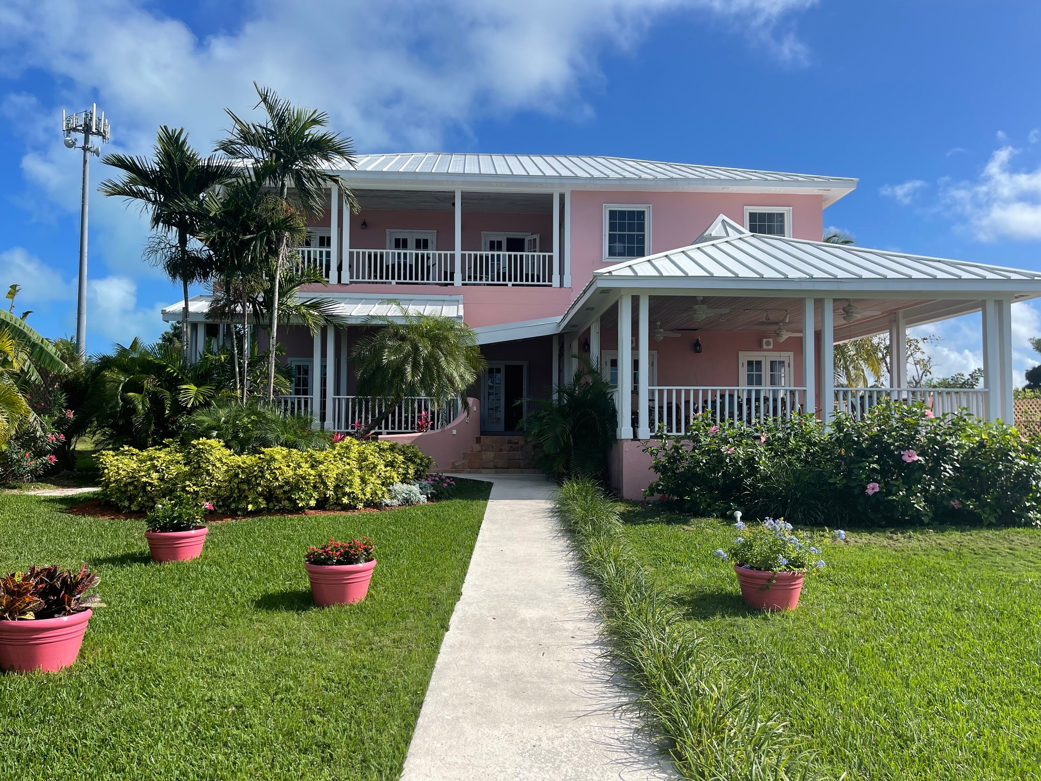 Wally's elegant colonial home in Marsh Harbour