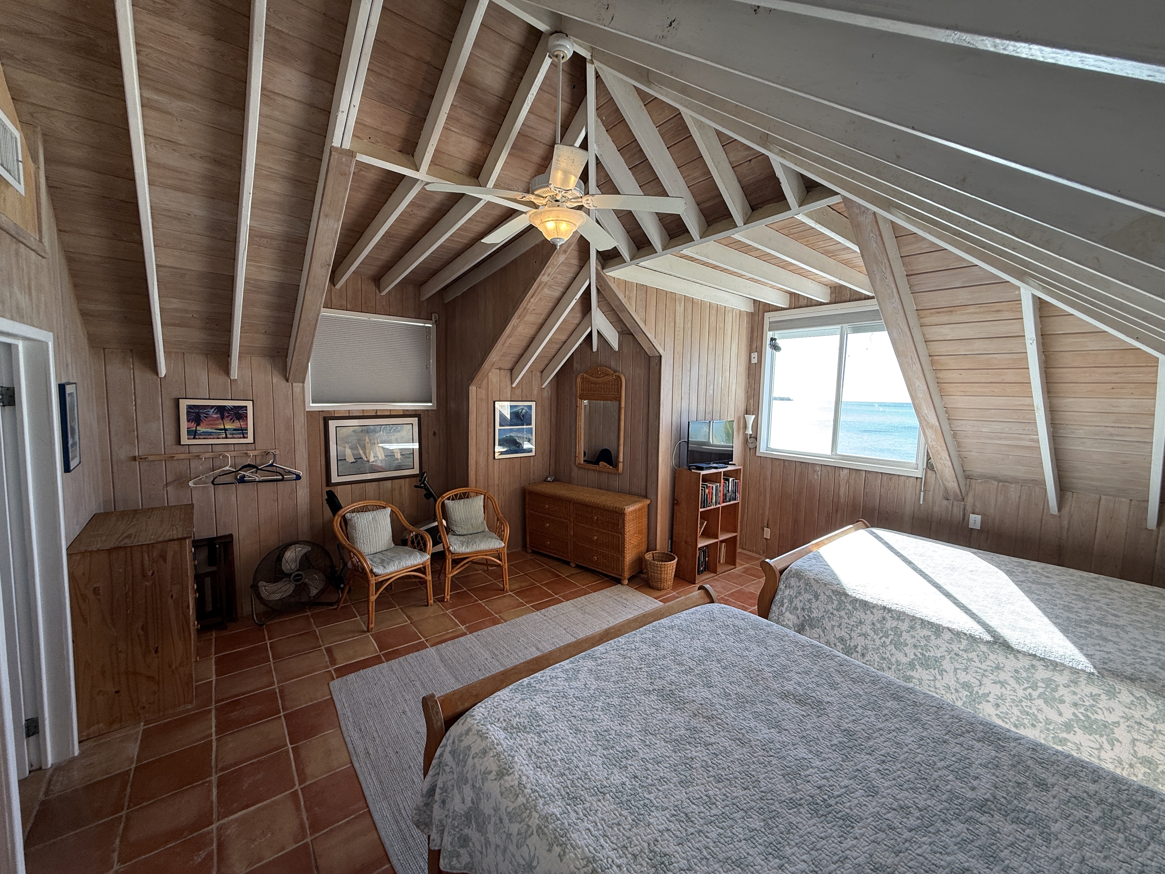 Master Bedroom with vaulted ceiling and sitting area
