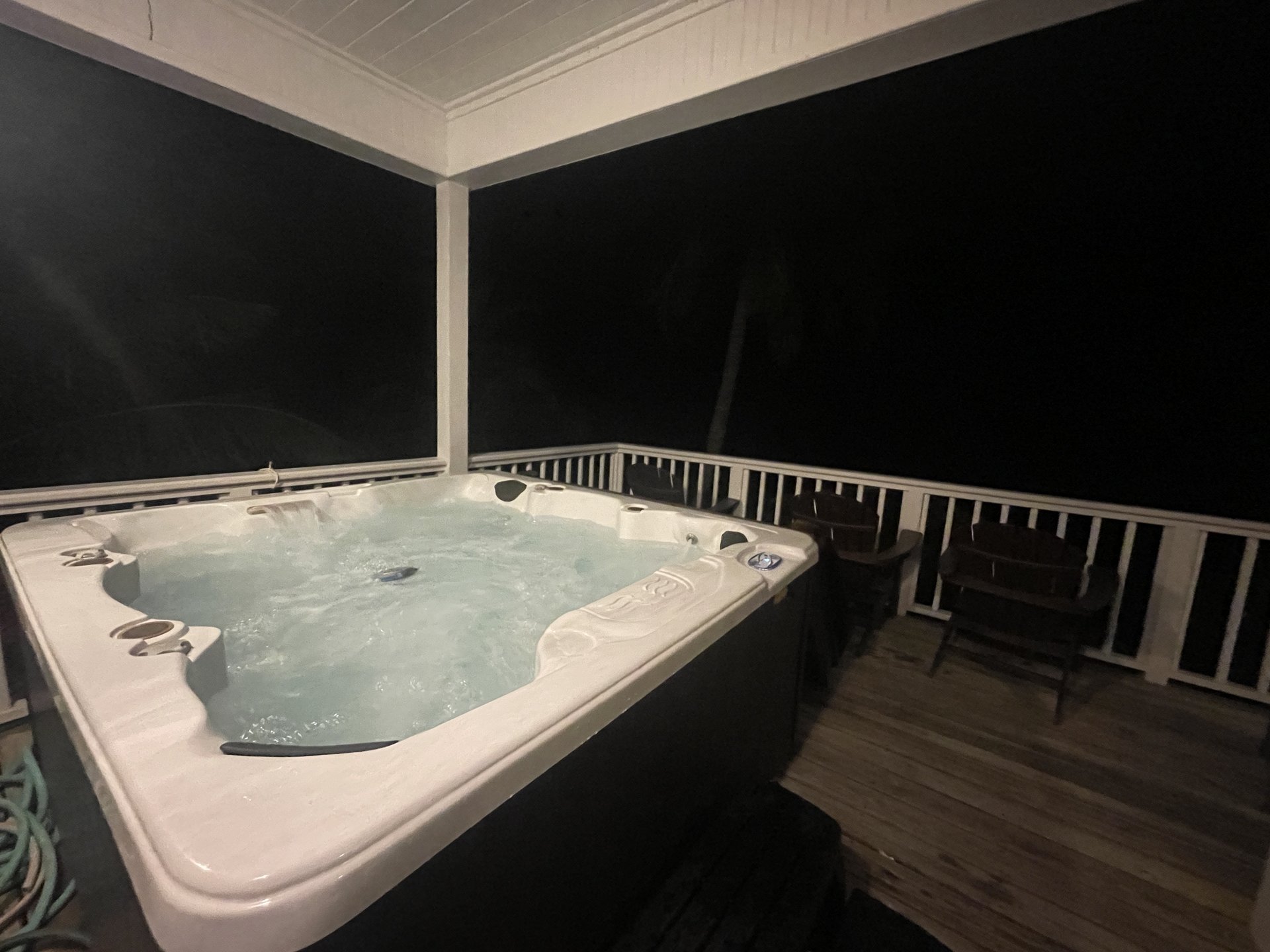 At night the hot tub is the perfect place for star gazing