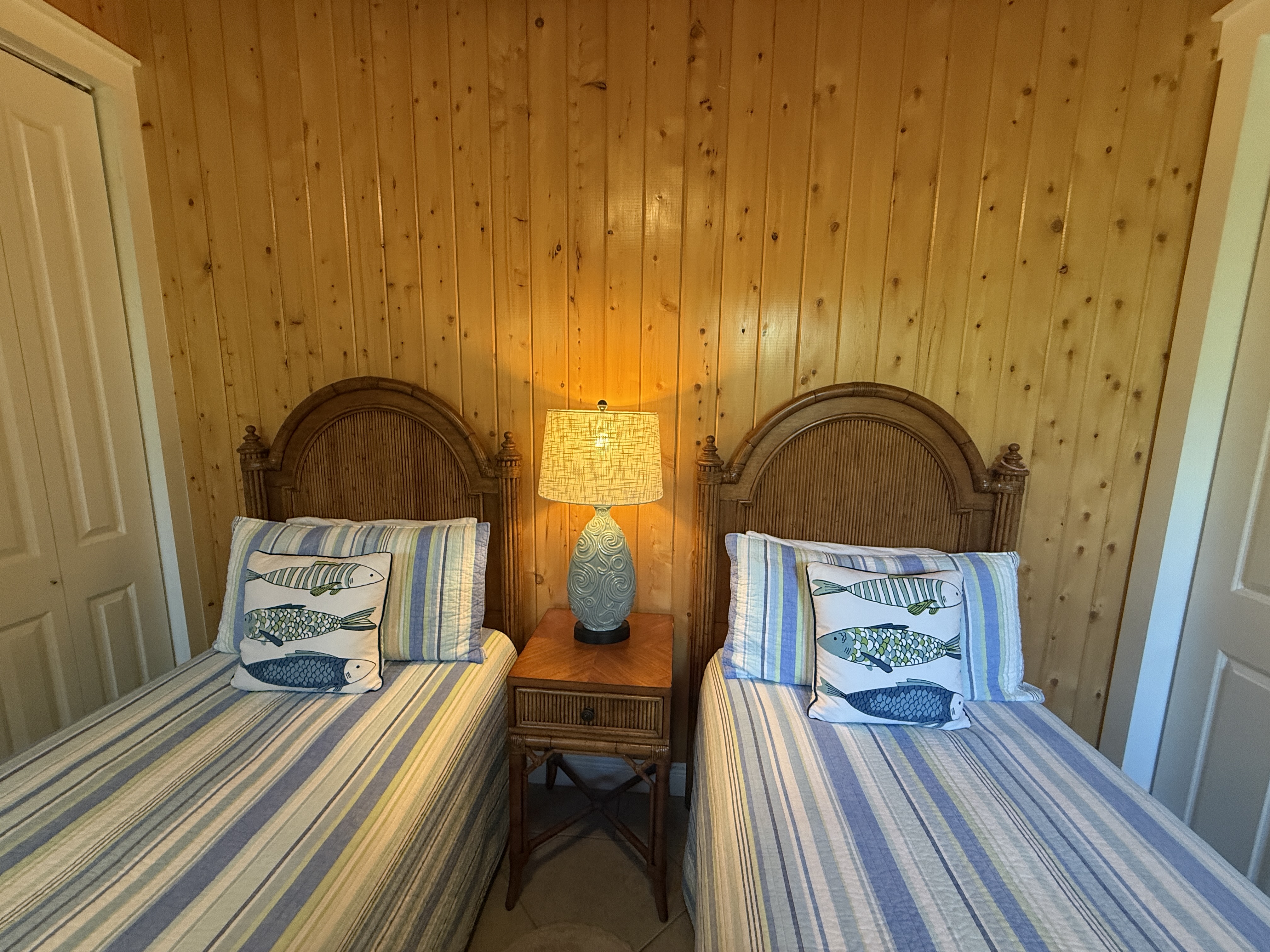 Guest bedroom twin beds and en-suite bath