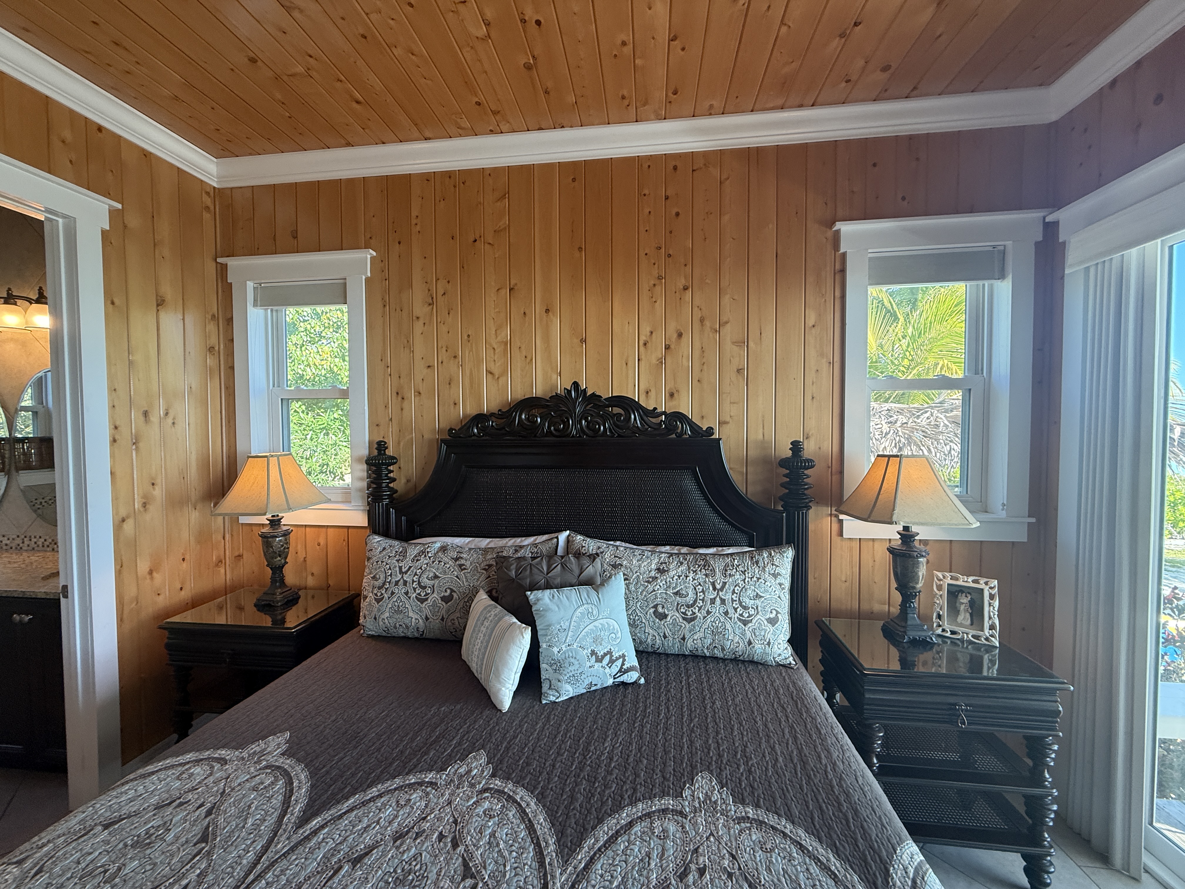 East Master with king bed