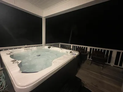 At night the hot tub is the perfect place for star gazing