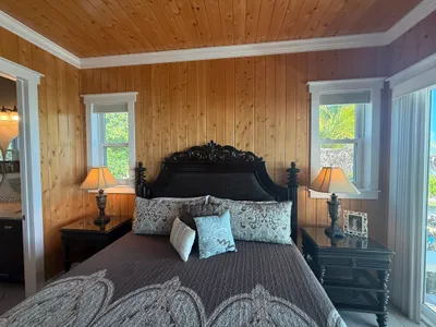 East Master with king bed